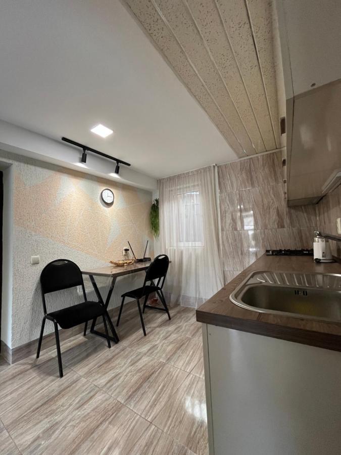 ホテル House On Ganja Street クタイシ エクステリア 写真